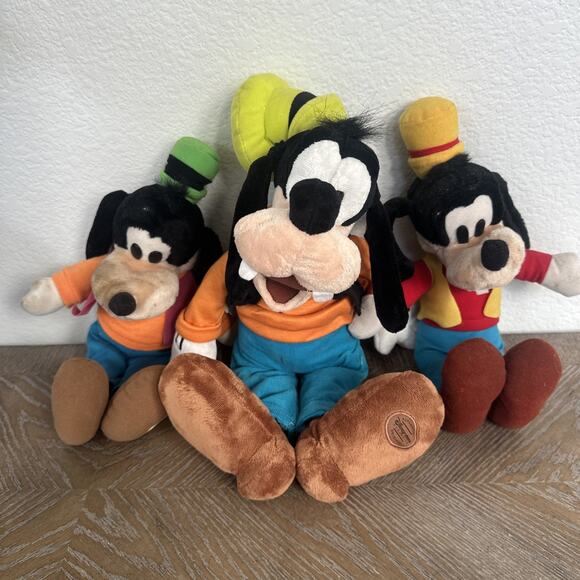 Vintage Disney Store Goofy Plush Lot Set of 3 Mouseketeers Stuffed Animals - Picture 1 of 16